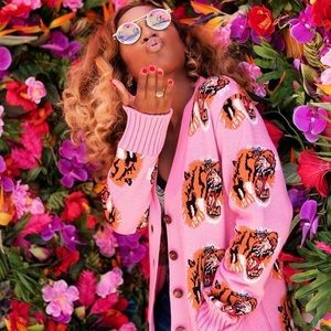 Gucci Tiger Print Pink Cardigan fits like a Small